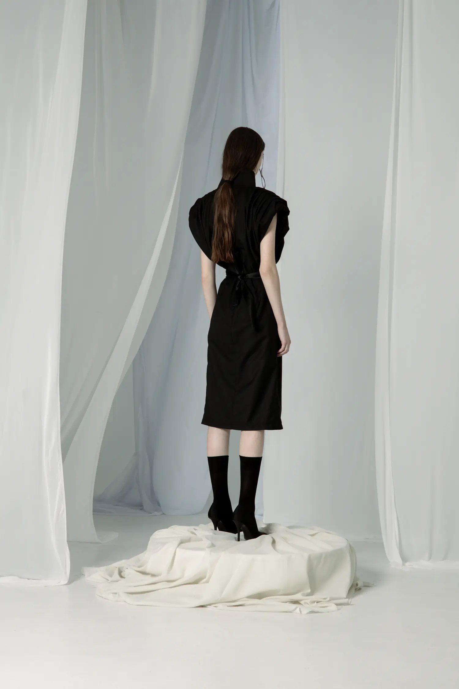 Fotografija 4 od 7 — Cabine Dress