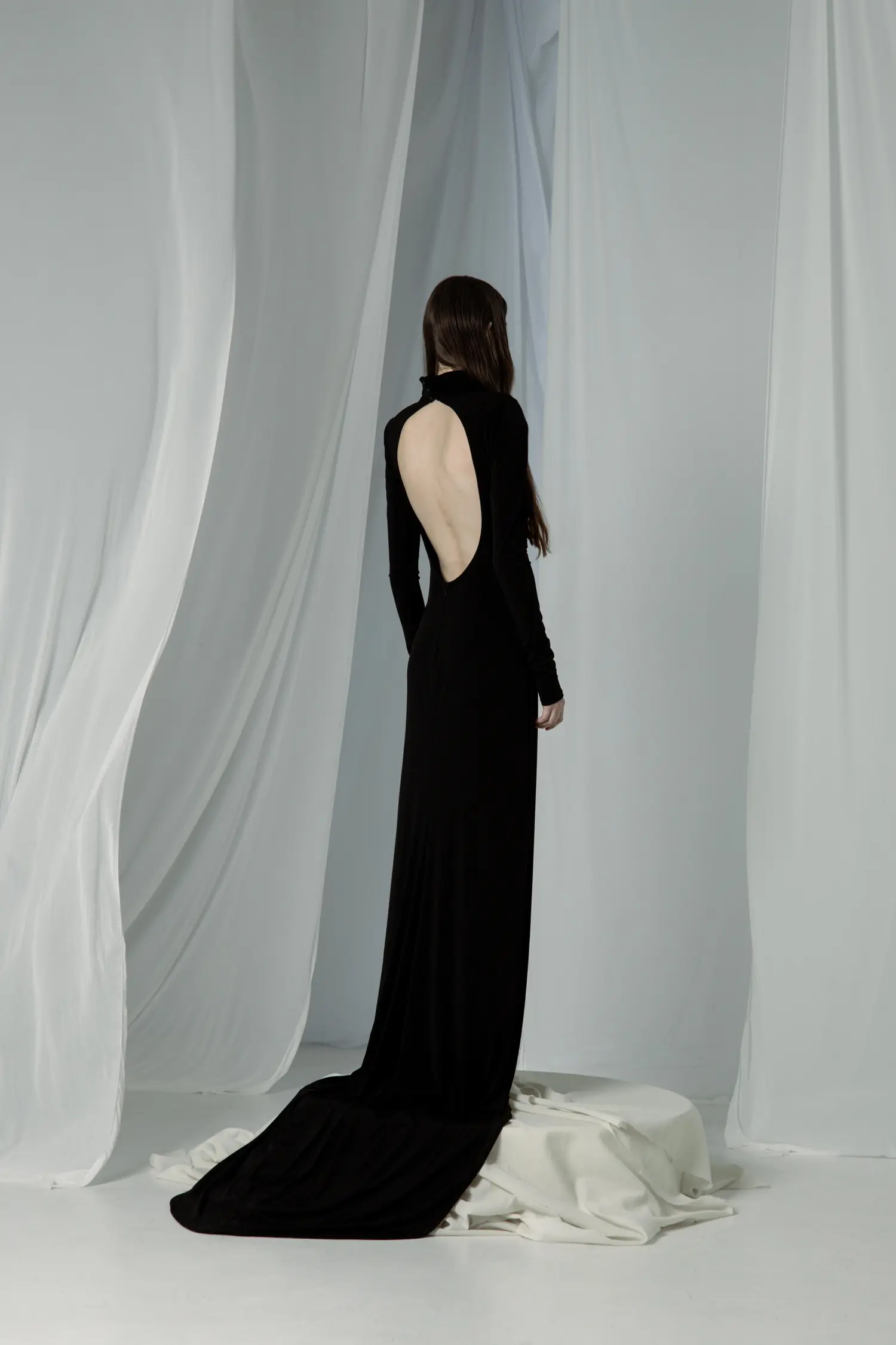 Mort Dress — Crna