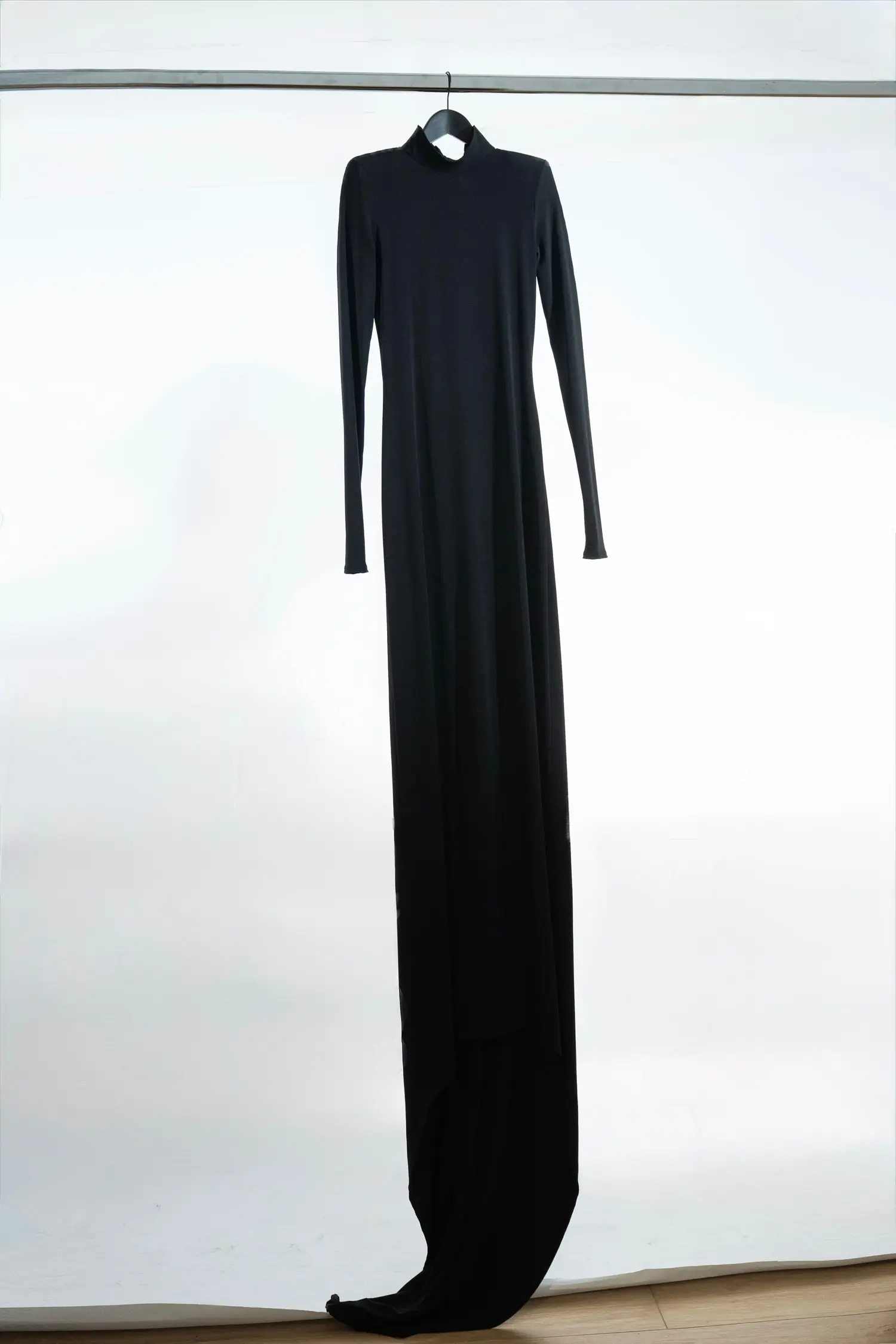 Fotografija 5 od 7 — Mort Dress