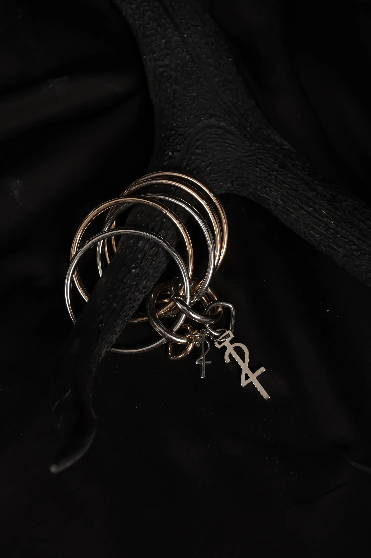 Fotografija 6 od 6 — Ring Bracelet